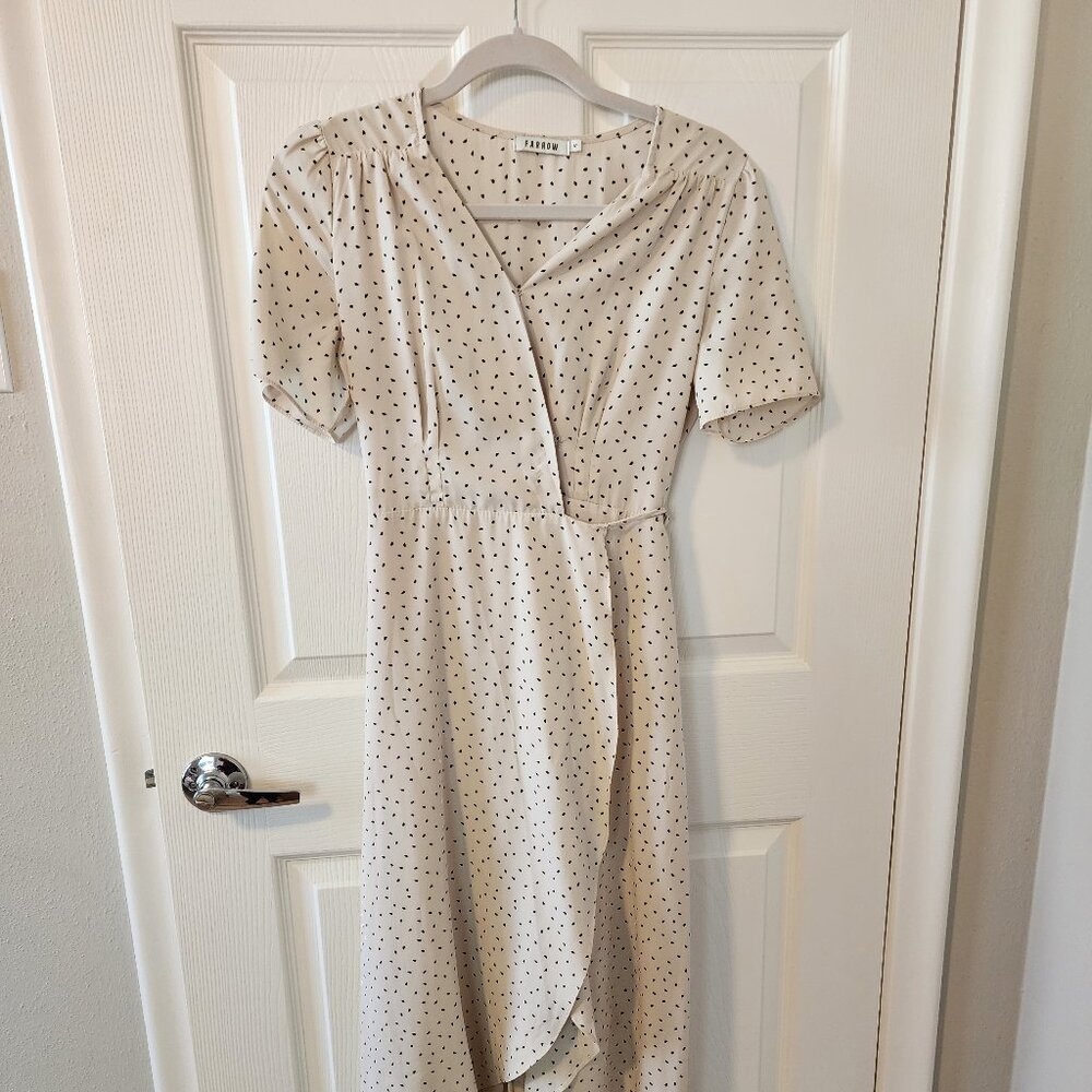 Farrow Cream‎ Polka Dot Midi Cap Sleeve Tie Wrap Dress